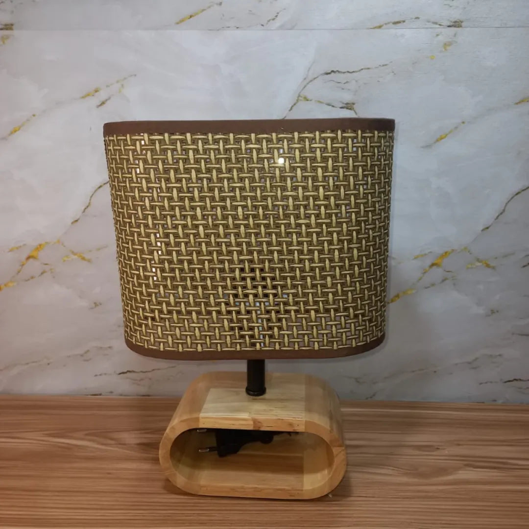 Abajur em Madeira e Palha - Luci Express | Toque com Estilo